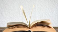 (P) Cele mai căutate poezii în 2019