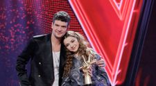 Alessia Pop este Vocea României 2025! „Am avut o onoare extraordinar de mare să mă aflu pe această scenă. Le mulțumesc tuturor”. Antrenorul ei, Tudor Chirilă, este la al 8-lea trofeu câștigat cu echipa sa