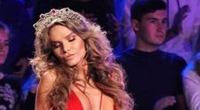 Peste 12.000 de like-uri pentru o fotografie în așternuturi! Cum s-a lăsat fotografiată Anna Lesko
