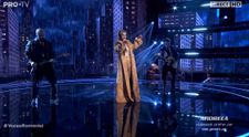Vocea României, 5 decembrie 2025 - PRIMUL LIVE: Andreea Dobre a creat un moment fabulos cu melodia „Ploaia”. Smiley: „Personalitatea ta se simte în fiecare piesă”