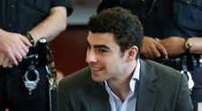 Deși e acuzat de crimă, Luigi Mangione a strâns 1,5 milioane de dolari din donații. Suspectul care a împărțit America în două a împlinit 28 de ani după gratii