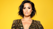Demi Lovato a postat mai multe poze cu imperfectiunile ei pentru a da adolescentelor o lectie