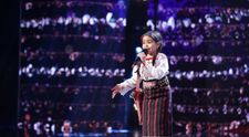 Românii au talent 2023. La 8 ani, Iustina Lipovanu a cântat cu foc și a însuflețit scena talentelor