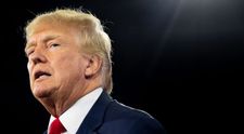 Donald Trump intră în istorie drept primul președinte al SUA anchetat penal. Reacția sa după ce a fost pus sub acuzare