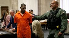 R. Kelly, acuzat că și-a abuzat „de sute de ori” fina minoră. Mărturiile cutremurătoare ale femeii