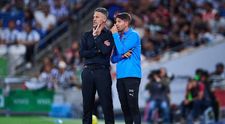 La un pas de tragedie! Un fotbalist celebru şi familia sa, salvaţi de la înec după ce au fost luaţi de curenţi: ”E un miracol că sunt în viață” VIDEO