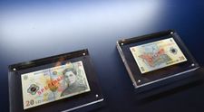 Bancnota de 20 lei, de vânzare pe net la suprapreţ! Cât a ajuns să coste