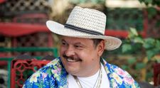 Mihai Bobonete și-a ales „Baba” din martie. Incredibil cât de sexy este