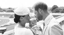 Harry și Meghan l-au botezat pe Archie. Primele poze oficiale