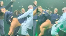 Incident jenant la concertul unui artist celebru, în fața a mii de oameni. Momentul face senzație pe internet