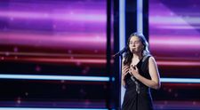 Românii au talent, 13 martie 2026. Cine este Larisa Miron, adolescenta cu voce de înger, care a fost crescută șapte ani de asistenții maternali. A umplut sala de emoție încă de la primele note, deși nu a avut cine să o îndrume: „Ai niște calități umane extraordinare, un timbru foarte frumos”