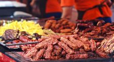 Unde găsești cei mai buni mici din București