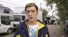 Asa arata in serial, dar putini dintre fanii lui l-ar recunoaste pe strada. Primele imagini cu sotia si baietelul lui Giani din 