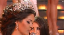 E cea mai frumoasa femeie din Rusia. O tanara de 18 ani, care seamana izbitor cu Angelina Jolie, incoronata Miss Rusia 2013. FOTO