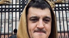 Cine e românul care a pretins că e fiul Prințului Charles și ce a urmărit cu clipul care s-a viralizat în online