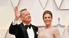Tom Hanks și Rita Wilson, prima vacanță după ce s-au vindecat de COVID-19. Cum i-au surprins paparazzi