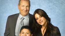 A crescut sub ochii noștri și îl știm drept „fiul” Sofiei Vergara! Actorul care l-a interpretat pe Manny în Modern Family, de nerecunoscut la 31 de ani