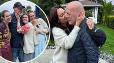 Bruce Willis, înconjurat de cele 5 fiice de ziua sa de naștere. Actorul și Emma Heming au un nou motiv de sărbătoare
