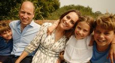 Kate Middleton reciclează hainele copiilor săi. La cine ajung acestea după ce micuții nu le mai poartă.  Tradiția regală mai puțin cunoscută