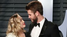 Miley Cyrus și Liam Hemsworth s-au căsătorit. Primele imagini de la nuntă