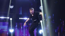 Românii au talent 2021: Nikolas a.k.a TheSofa a impresionat jurații cu un stil de dans inedit
