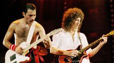 Momente de cumpănă pentru Brian May! Chitaristul legendarei trupe Queen a suferit un AVC: „A fost puţin înfricoşător!”