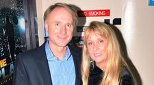 Scriitorul Dan Brown, acuzat de fosta soție că a folosit banii familiei pentru a-și răsfăța amantele