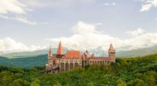 Planuri mari pentru Castelul Corvinilor. Cum ar putea arata superba constructie dupa reamenajare