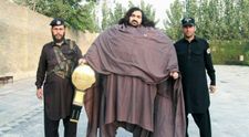 Hulk al Pakistanului își caută nevasta! Ce criterii trebuie să respecte femeia care se va căsători cu pakistanezul de 445 kg