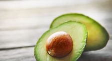 VIDEO Avocado, ingredientul minune pentru păr