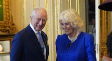 Cum a ajuns regele Charles al III-lea mai bogat decât regina Elisabeta a II-a. Strategia financiară secretă a monarhului britanic