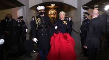 Lady Gaga a purtat o rochie antiglonț la învestirea lui Joe Biden! Cântăreața a vorbit în premieră despre eveniment 