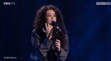 Vocea României 2025: SEMIFINALA. Eva Nicolescu a trăit fiecare vers și a dus emoția la alt nivel cu legendara baladă Love Of My Life: „Ești perfectă! Îmi e frică de perfecțiunea ta!”