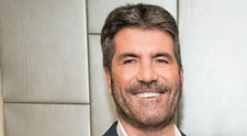Simon Cowell, donație de 50.000 de lire pentru un băiețel de patru ani care are cancer