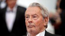 După ce a anunțat că vrea să fie eutanasiat, Alain Delon a dispărut din viața publică. Cum se simte actorul, la 87 de ani