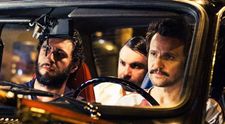 Mergi la cinema si trei actori romani iti dau cadou masina din filmul Doua Lozuri!