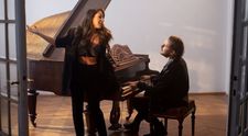 Bogdan Medvedi și Nicole Cherry lansează piesa „Atât de aproape”, un adevărat manifest de dragoste
