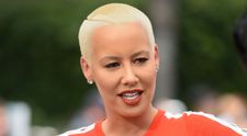 Amber Rose, aparitie sexy la un eveniment monden. De ce nimeni nu si-a putut lua privirea de la incaltamintea ei 