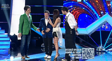 Andra a taiat rasuflarea barbatilor cu o schimbare de look inedita. Si-a aratat noua tunsoare in direct, la 
