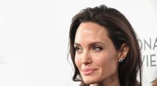 Surpriza uriasa! Cine e noul iubit al Angelinei Jolie, dupa despartirea de Brad Pitt