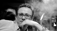 Doliu în România! Dan Apetroaiei a murit la doar 49 de ani. Anunțul decesului: „Îți mulțumim pentru că ne-ai făcut să ne simțim mereu ca acasă pe scenă...”