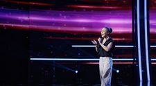 Românii au talent, 20 martie 2026. Andrada Olteanu a cântat din toată inima și a ridicat-o în picioare pe Andra! Vocea ei a răsunat în toată țara, iar publicul a aplaudat-o fără încetare