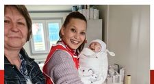 Poveștile mamelor din Ucraina, în lupta de a-și salva copiii. Natalia și-a luat fetița și a fugit din calea războiului