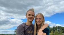 Romeo Beckham îi face concurență fratelui mai mare. Cât de bine arată iubita tânărului de 17 ani