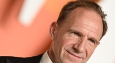 Chipul unui bătrânel, dar forța unui atlet: Transformarea uimitoare a lui Ralph Fiennes pentru noul său rol