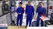 Teoria conspirației. Detaliul care ”demonstrează” că noul video de pe Stația Spațială este fals: ”Nu sunt în gravitație zero”