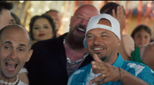 Puya și Cabron, colaborare de excepție. Artiștii lansează cea mai nouă piesă, “Transilvanian Ninja”. Are legătură cu filmul în care a debutat Puya