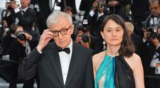 Woody Allen, dezvăluiri despre căsnicia cu fiica fostei lui iubite, mai tânără cu 35 de ani ca el. ”Dacă îmi zicea cineva că mă voi căsători cu o orfană din Coreea...”