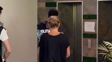 VIDEO Părinții lui Vlad Pascu, aduși la DIICOT pentru audieri. Mama tânărului ar fi cercetată pentru șantaj