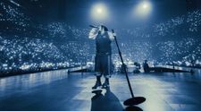 Este tânără, celebră și are milioane de fani, dar se confruntă cu o boală grea! Billie Eilish, dezvăluiri sfâșietoare despre lupta sa cu sindromul Tourette: „Este epuizant, frustrant”